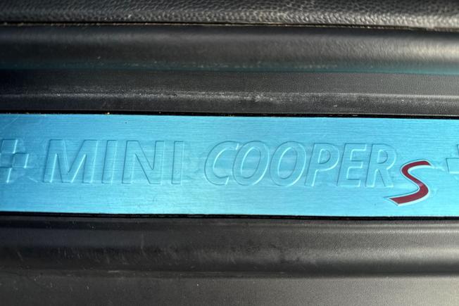 MINI Convertible Photo 31