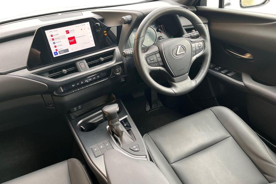 Lexus UX Photo autoimg-0155285ab9f9c884e5cb7f189ca45bd4f1248edf.jpg