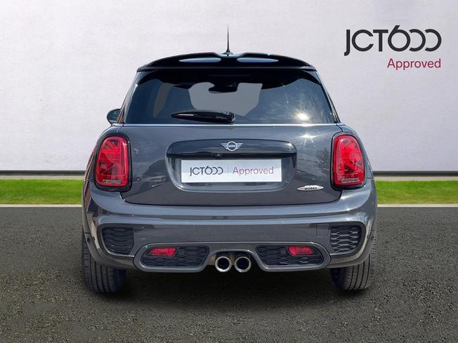 MINI Hatch Photo 7
