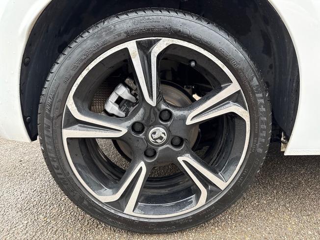 VAUXHALL CORSA Photo 33