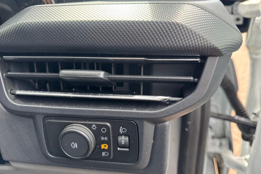 Used FORD TRANSIT CUSTOM WR75UXX 28