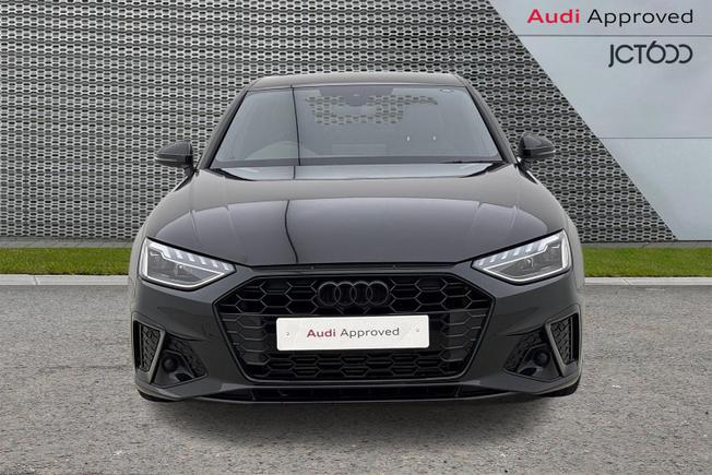 AUDI A4 Photo 8