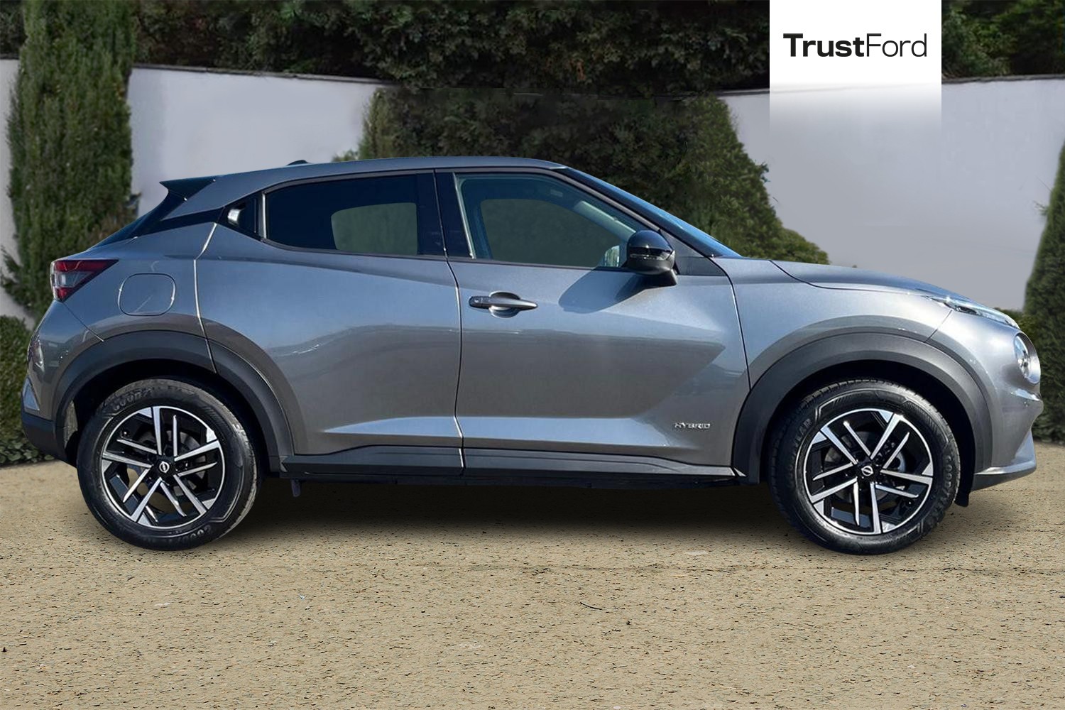 Nissan JUKE Photo 2