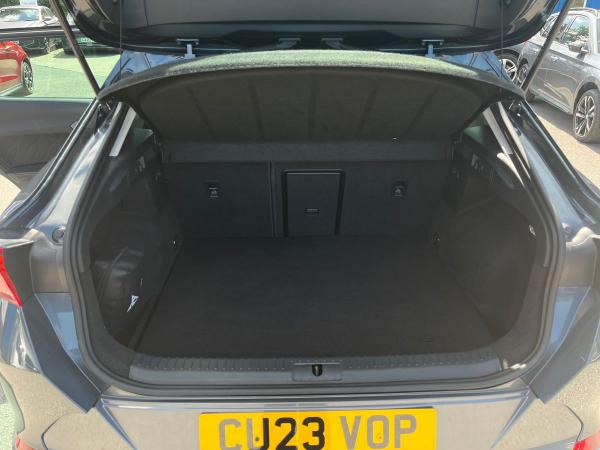 CUPRA Formentor Photo autoimg-016114ae457b8e521b64eb4757b1e67be2433a39.jpg