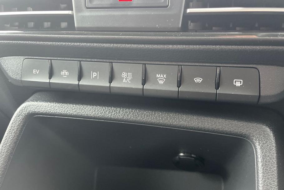 Used Ford TRANSIT CONNECT YT25VPU 29