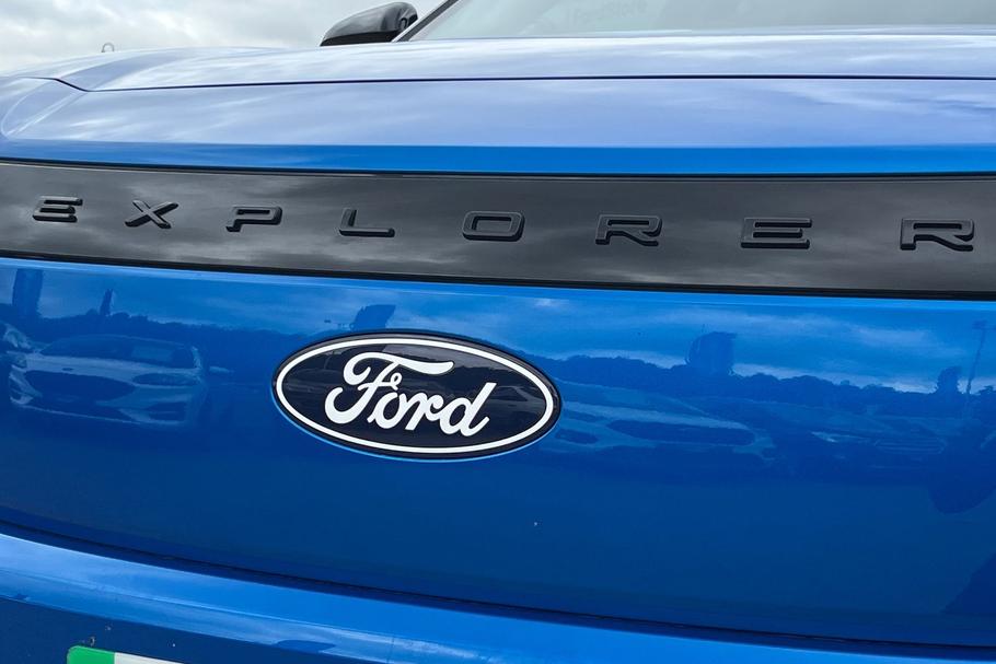 Used Ford EXPLORER 40