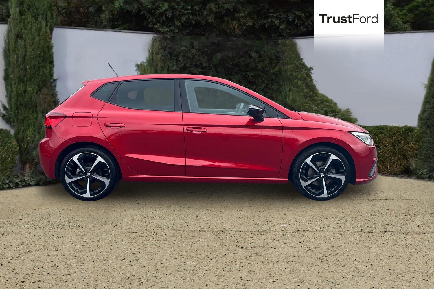 SEAT Ibiza Photo 2