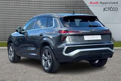 AUDI Q3 Photo 3