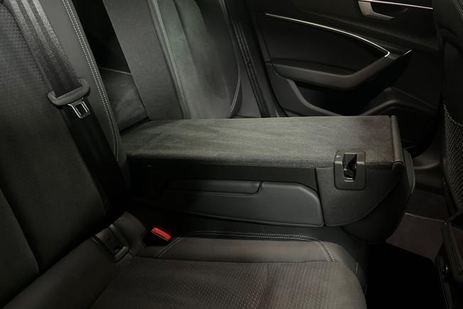 AUDI A6 Avant Photo 30