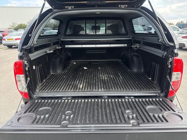 BMW Navara Photo 12