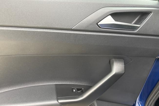 VOLKSWAGEN Polo Photo 23