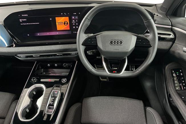 AUDI A6 Saloon Photo 11