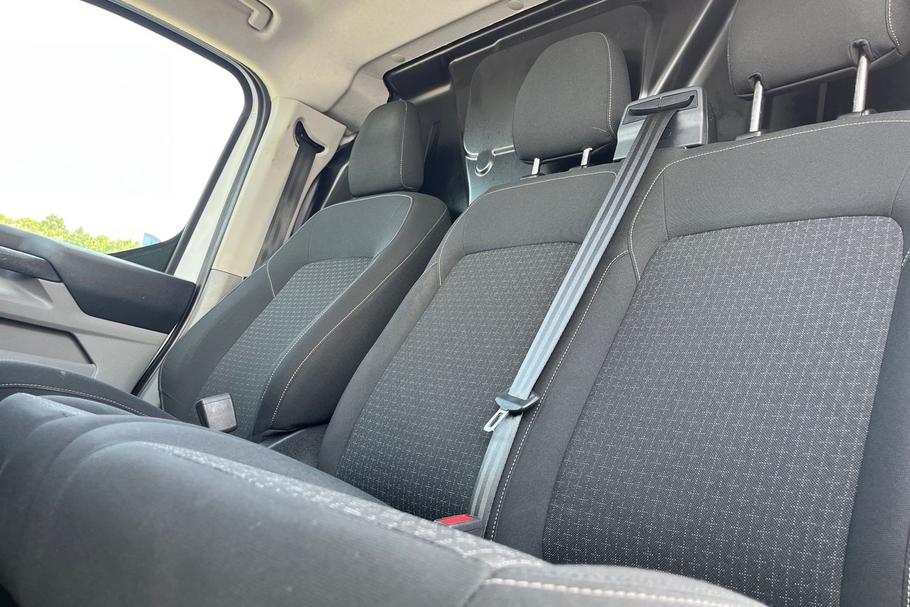 Used Ford TRANSIT CUSTOM MJ24YAF 32