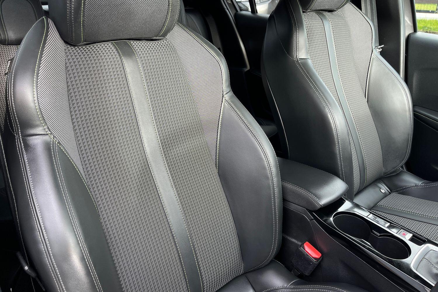 Peugeot 208 Photo 16