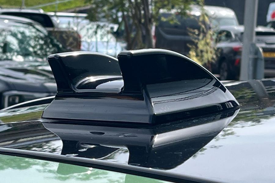 Ford Kuga Photo autoimg-01885ce1510181be55e6b71177bc464457cfa78a.jpg