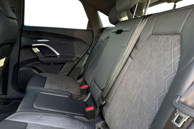 AUDI Q5 Photo 9