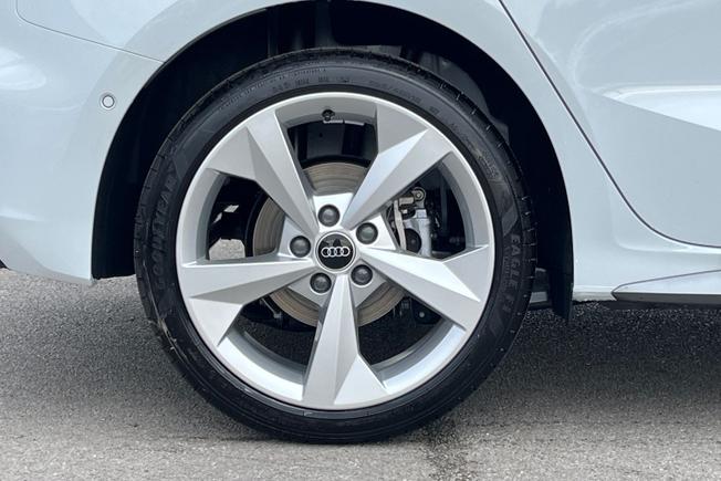 AUDI A3 Photo 5