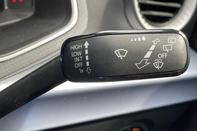 SEAT Ibiza Photo 25