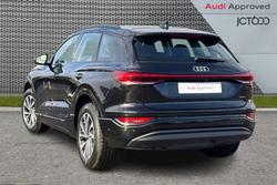 AUDI Q6 e-tron Photo 3