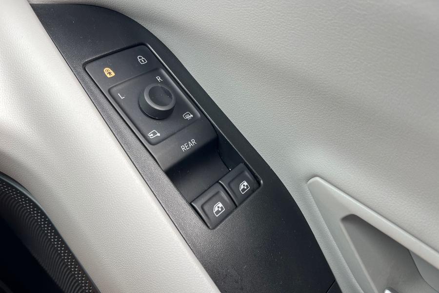 Ford Explorer Photo autoimg-018e306f0da338b4f2ea39d598e497d53062cdfd.jpg