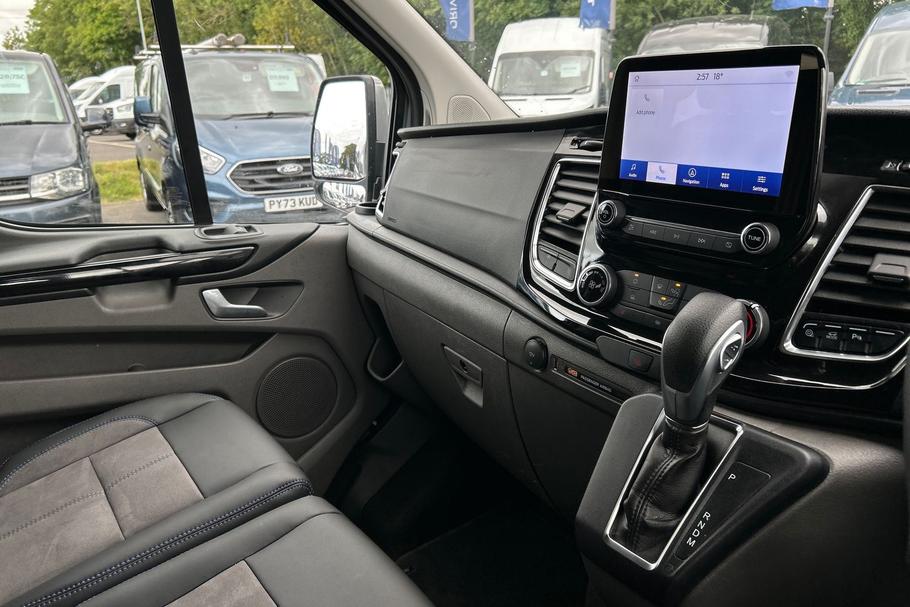Used Ford TRANSIT CUSTOM PY73EEH 40