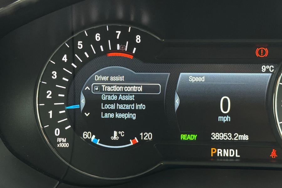 Ford S-MAX Photo autoimg-0197c1352f4a3481c2e67786c9c61b7da0261770.jpg