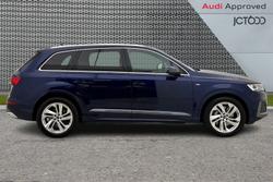 AUDI Q7 Photo 4