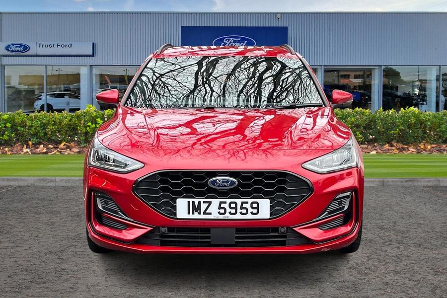 Ford Focus Photo autoimg-019afa625722feabd9f5b69aa8f8062040565ed3.jpg