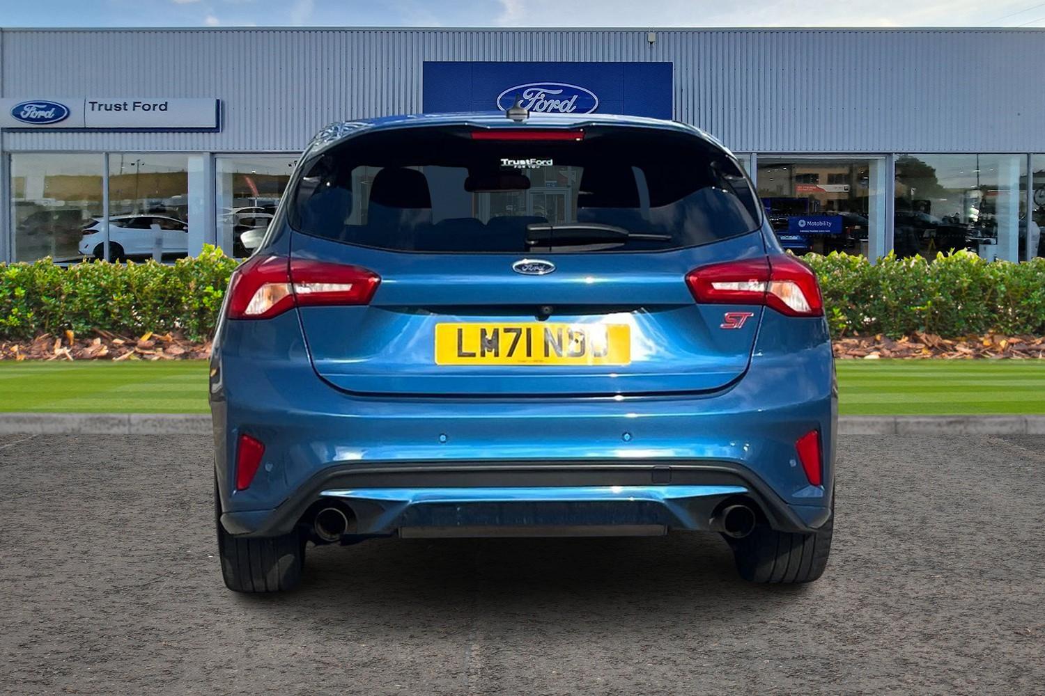 Ford FOCUS Photo 6
