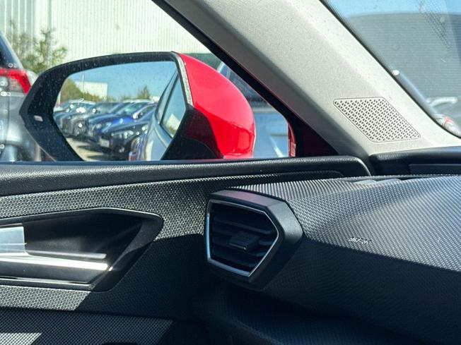 SEAT Leon Photo 33