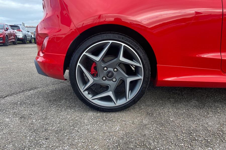 Ford FIESTA Photo autoimg-01a86b66dbcd867135eb44b6ed642ffde2dda1fa.jpg