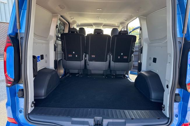 VOLKSWAGEN Transporter Photo 12