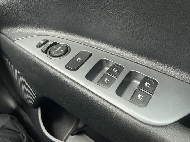 KIA Stonic Photo 26