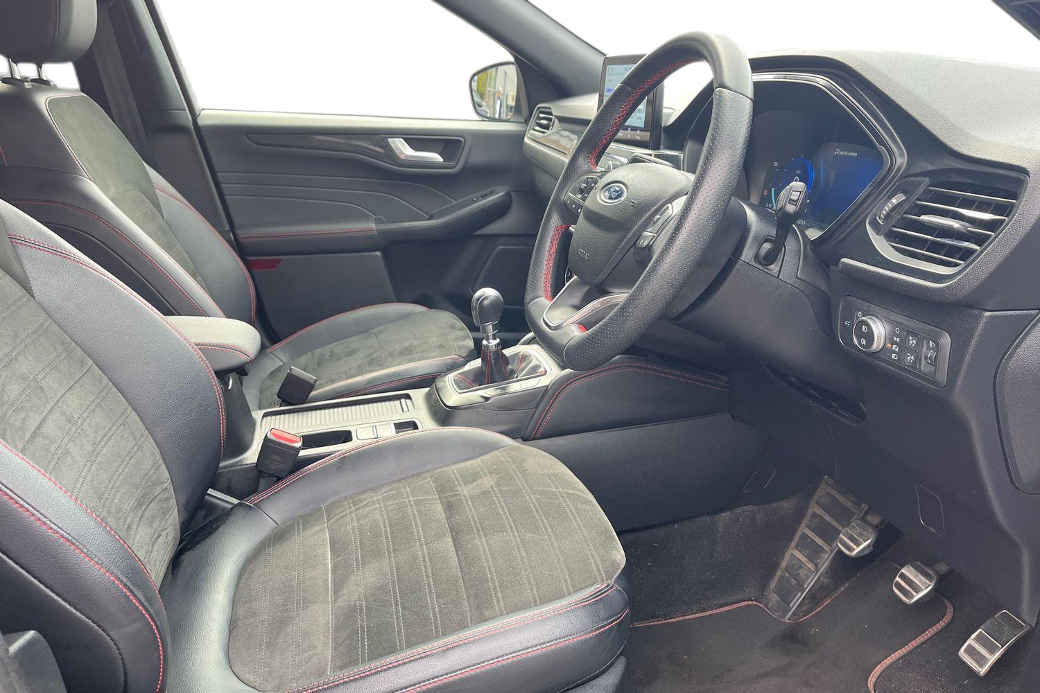 Ford KUGA Photo 8