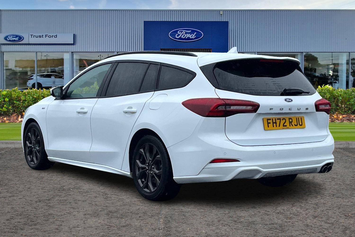 Ford Focus Photo 1