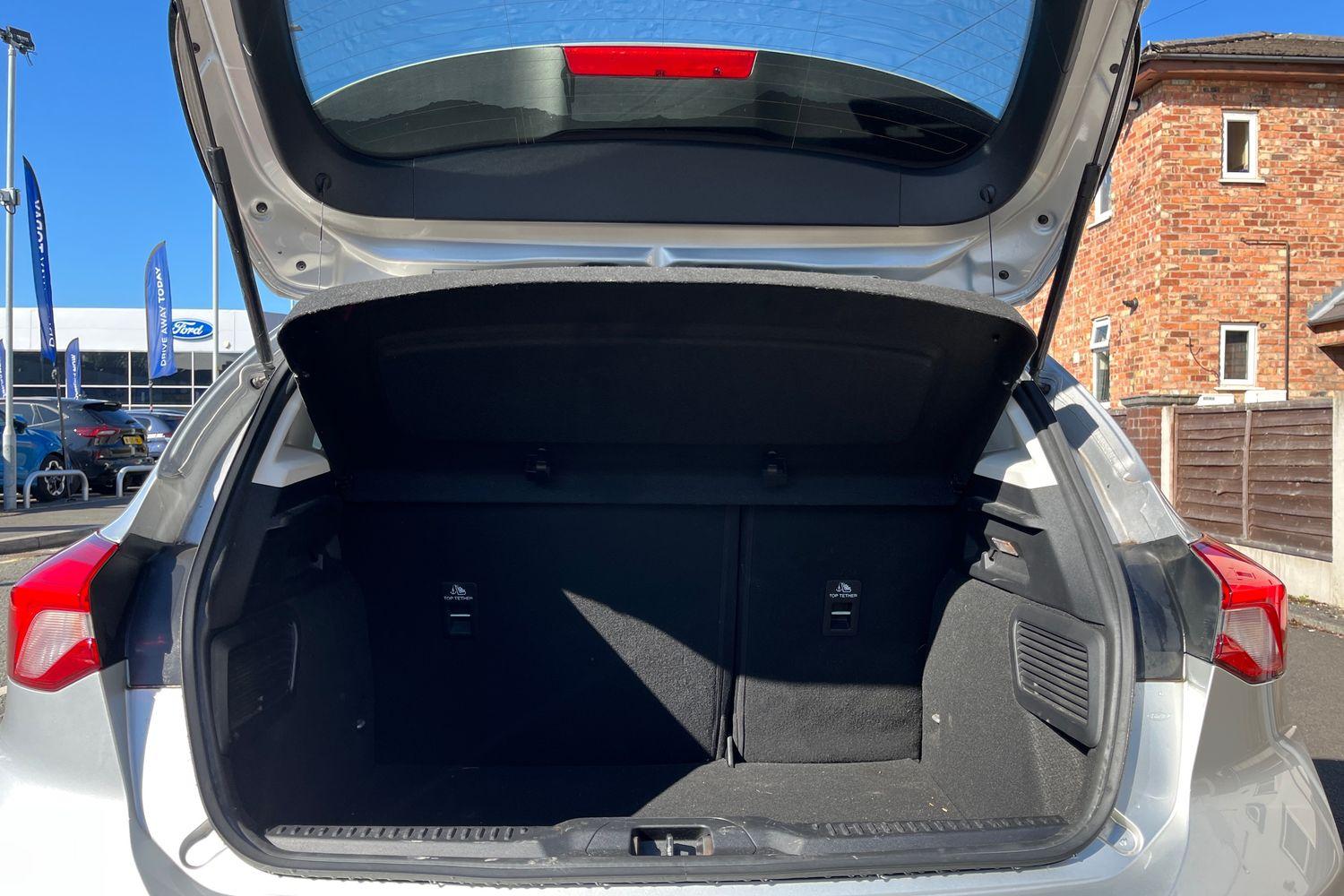 Ford FOCUS Photo 20