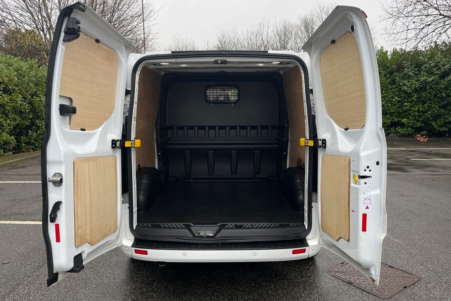 Used Ford TRANSIT CUSTOM LA72HMZ 6