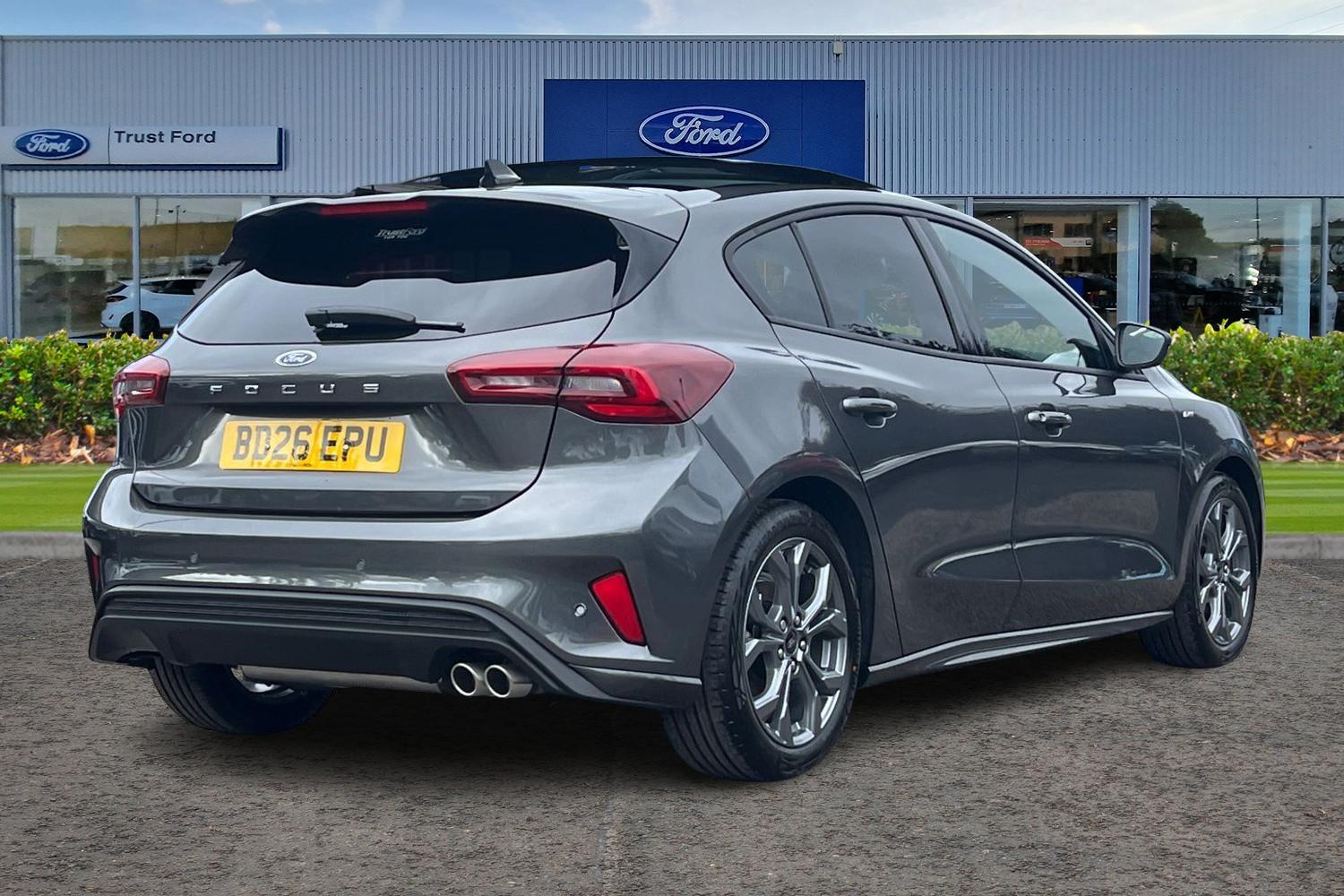 Ford Focus Photo 3