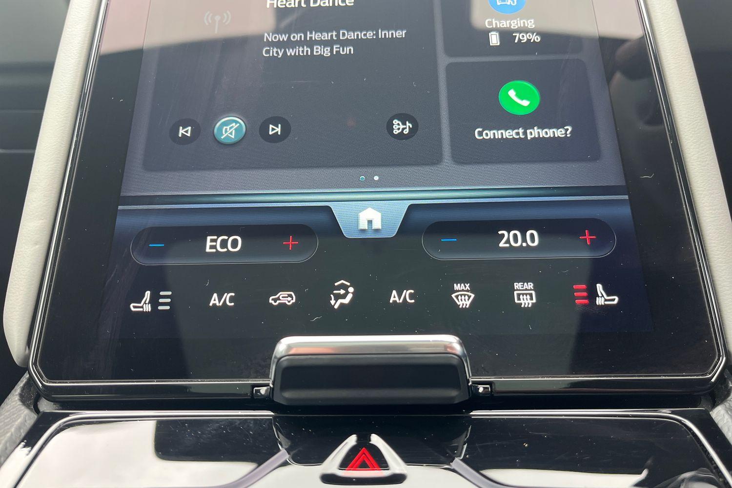 Ford Explorer Photo 28