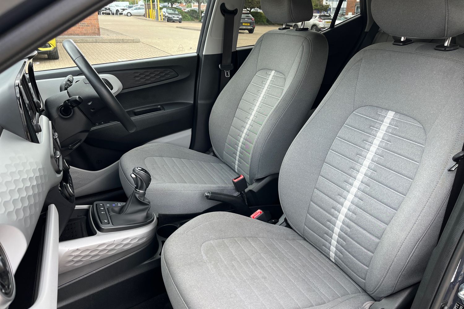 Hyundai i10 Photo 18