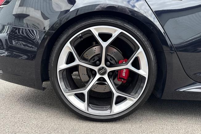 AUDI Rs4 Avant Photo 5
