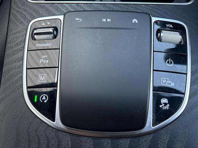 MERCEDES-BENZ GLC Photo 57