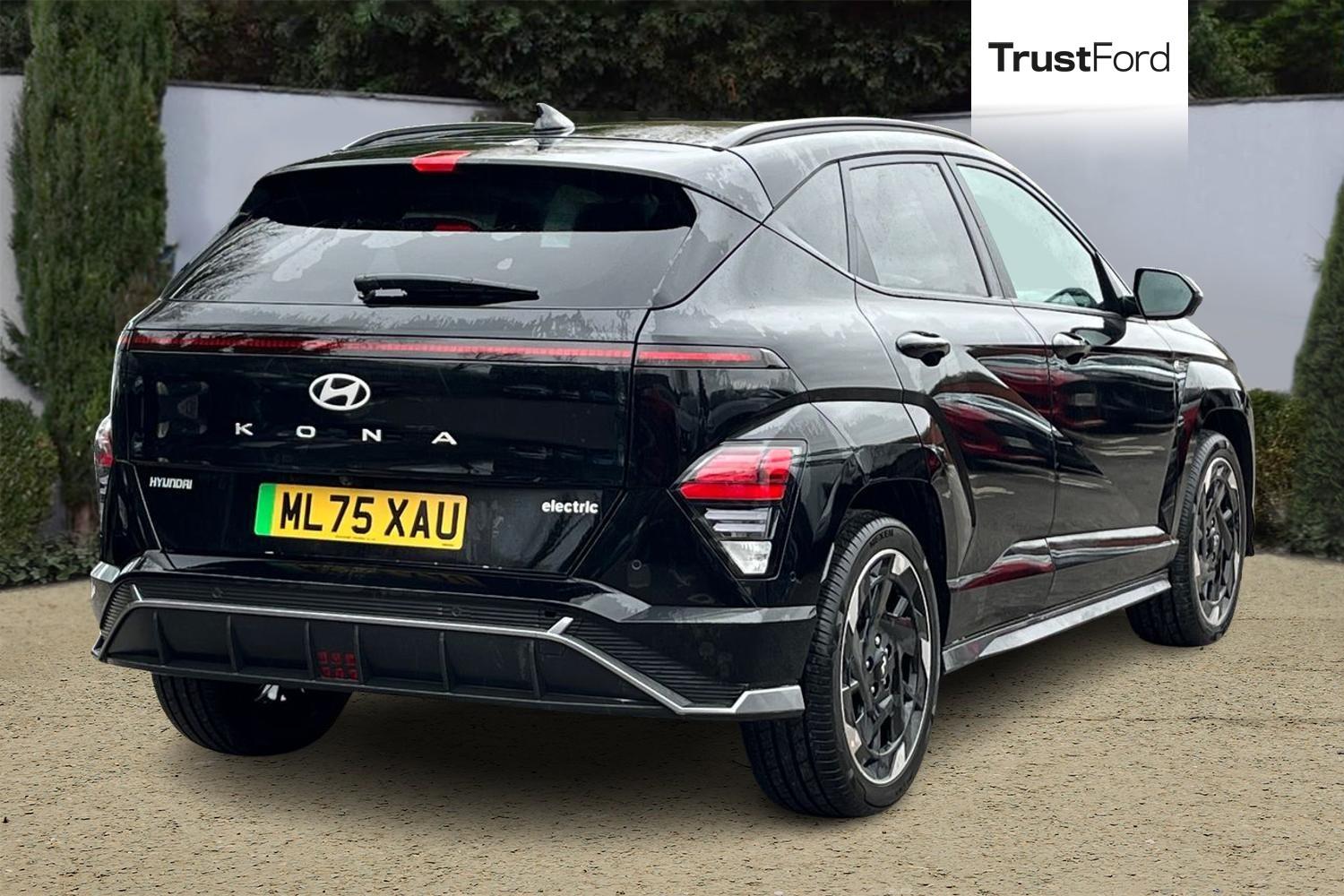 Hyundai Kona Photo 3