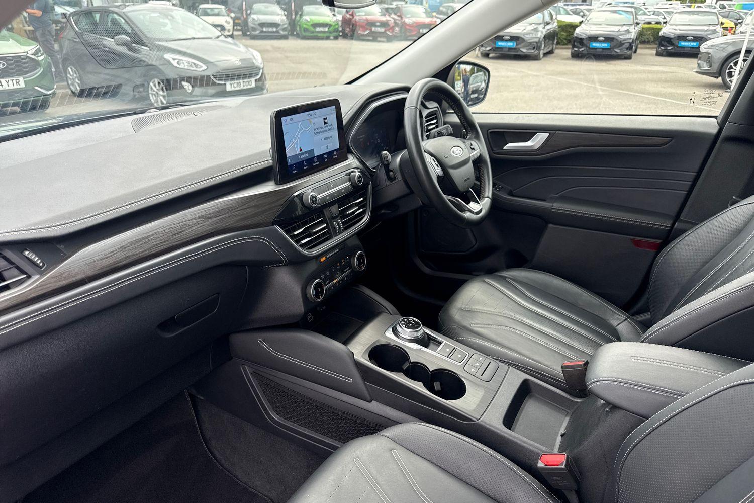 Ford KUGA Photo 17