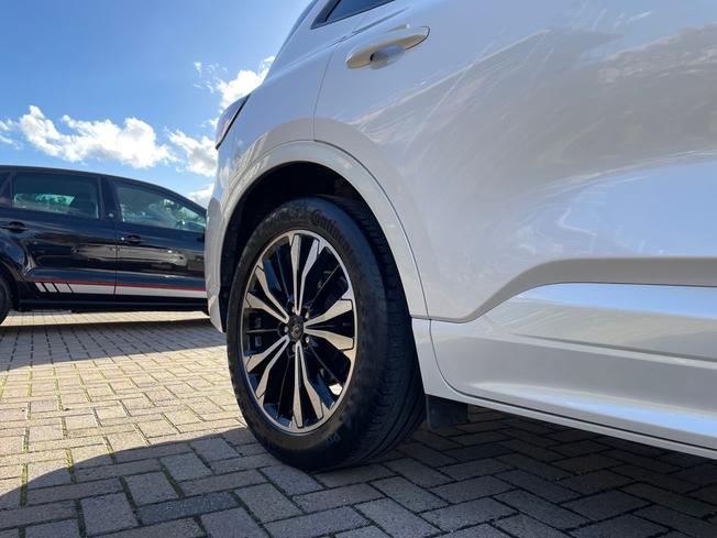 FORD Kuga Photo 45
