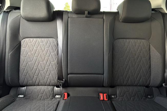 VOLKSWAGEN Golf Photo 40