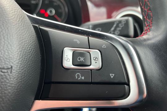 Volkswagen up! Photo autoimg-01cccced00fe877c059473485ec0d61f47d86dac.jpg