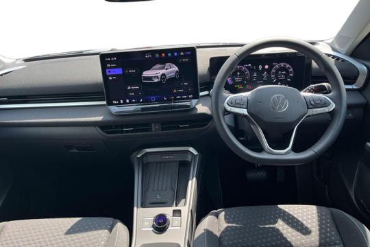 Volkswagen T-roc Photo autoimg-01cdcd8d787f8d0bb21d2e058e1e890d77b87e88.jpg