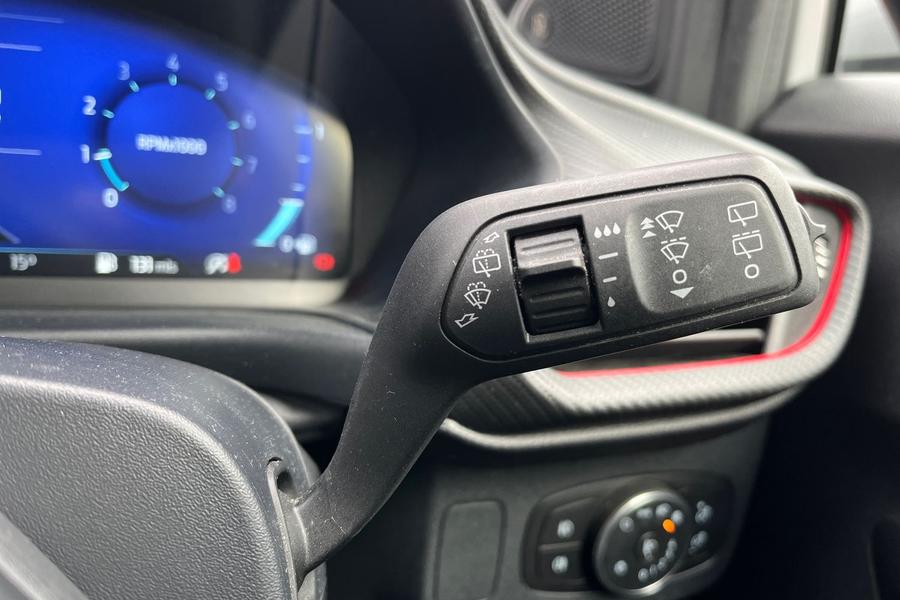 Ford PUMA Photo autoimg-01ce790c0a3771d762ebda0ec8cf6a4002bc8aab.jpg