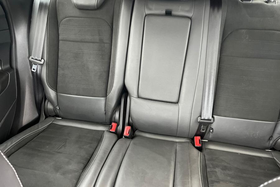Ford KUGA Photo autoimg-01d11014bb3266c2fad442a3c9a6073b694c956c.jpg